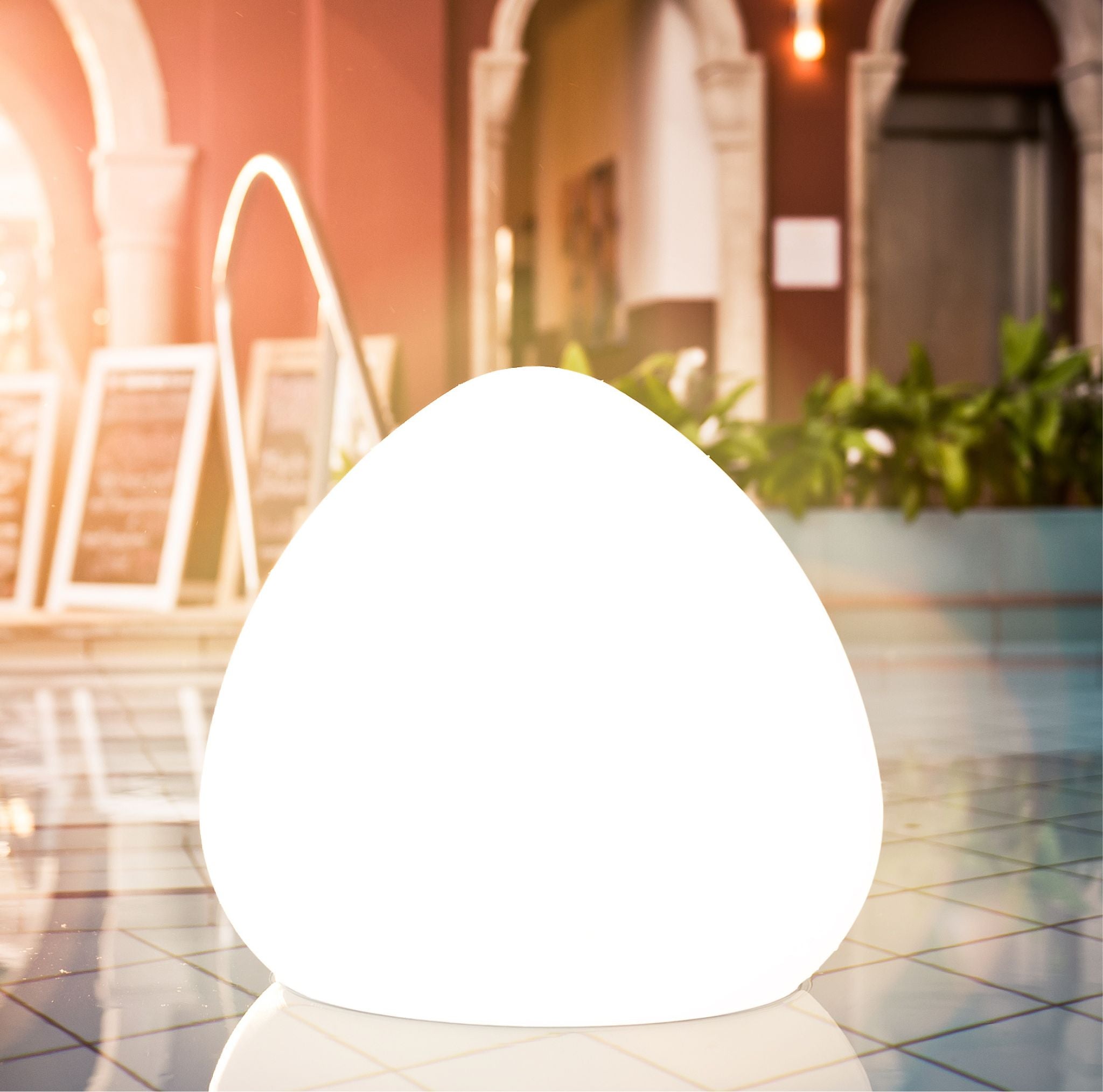 STONE XL, große Pool-Leuchte mit APP-Steuerung von Smart and Green