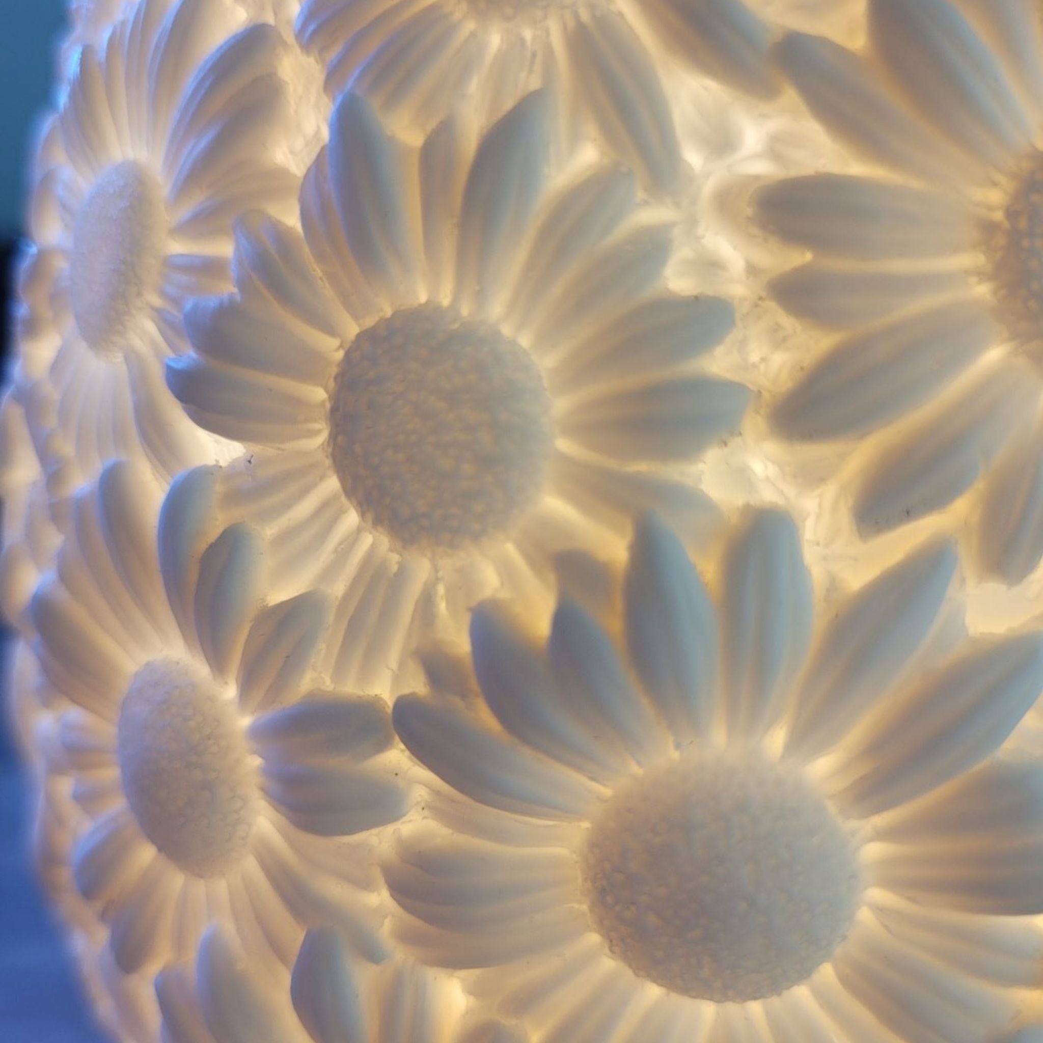DAISY lamp kreative, kabellose Tischleuchte von Goodnight light - ivory (cremeweiß)