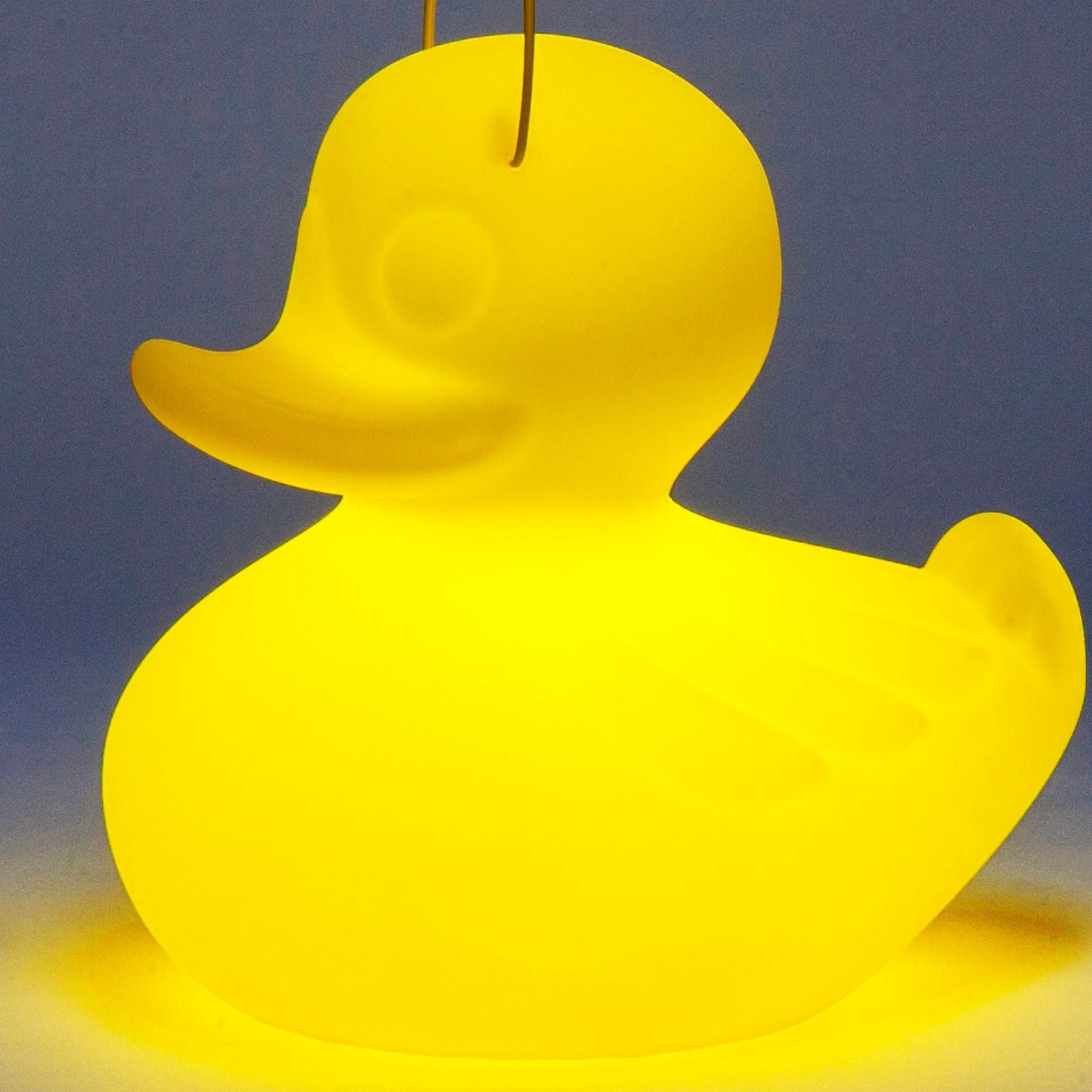 DUCK-DUCK lamp S - Schwimmleuchte 30cm in Gelb von Goodnight light