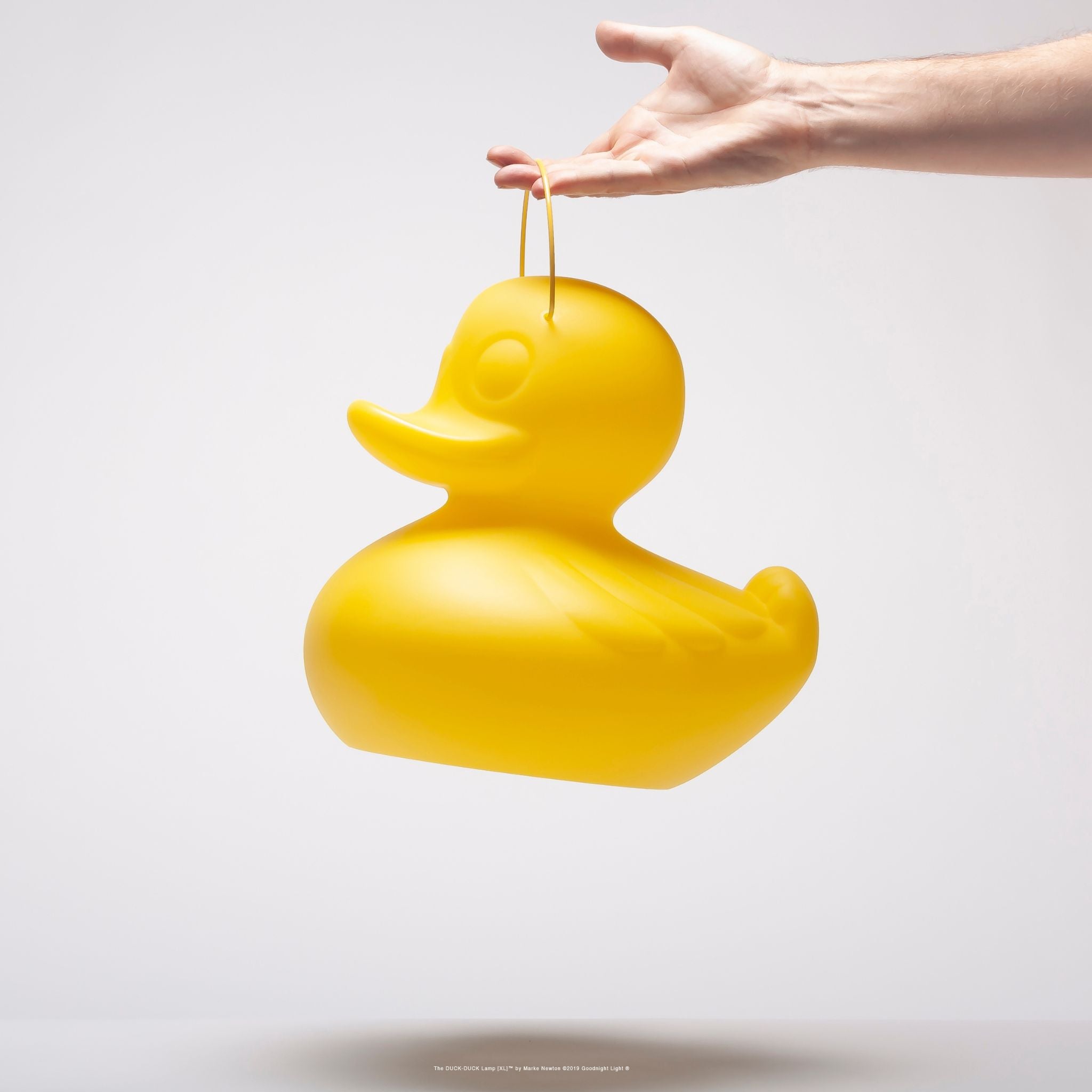 DUCK-DUCK lamp S - Schwimmleuchte 30cm in Gelb von Goodnight light