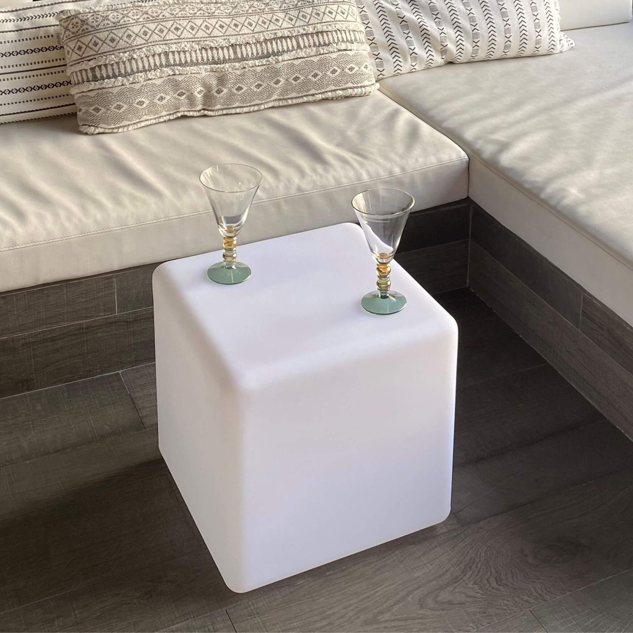 CUBE kabelloser Outdoor Lichtwürfel 35cm von Smart and Green