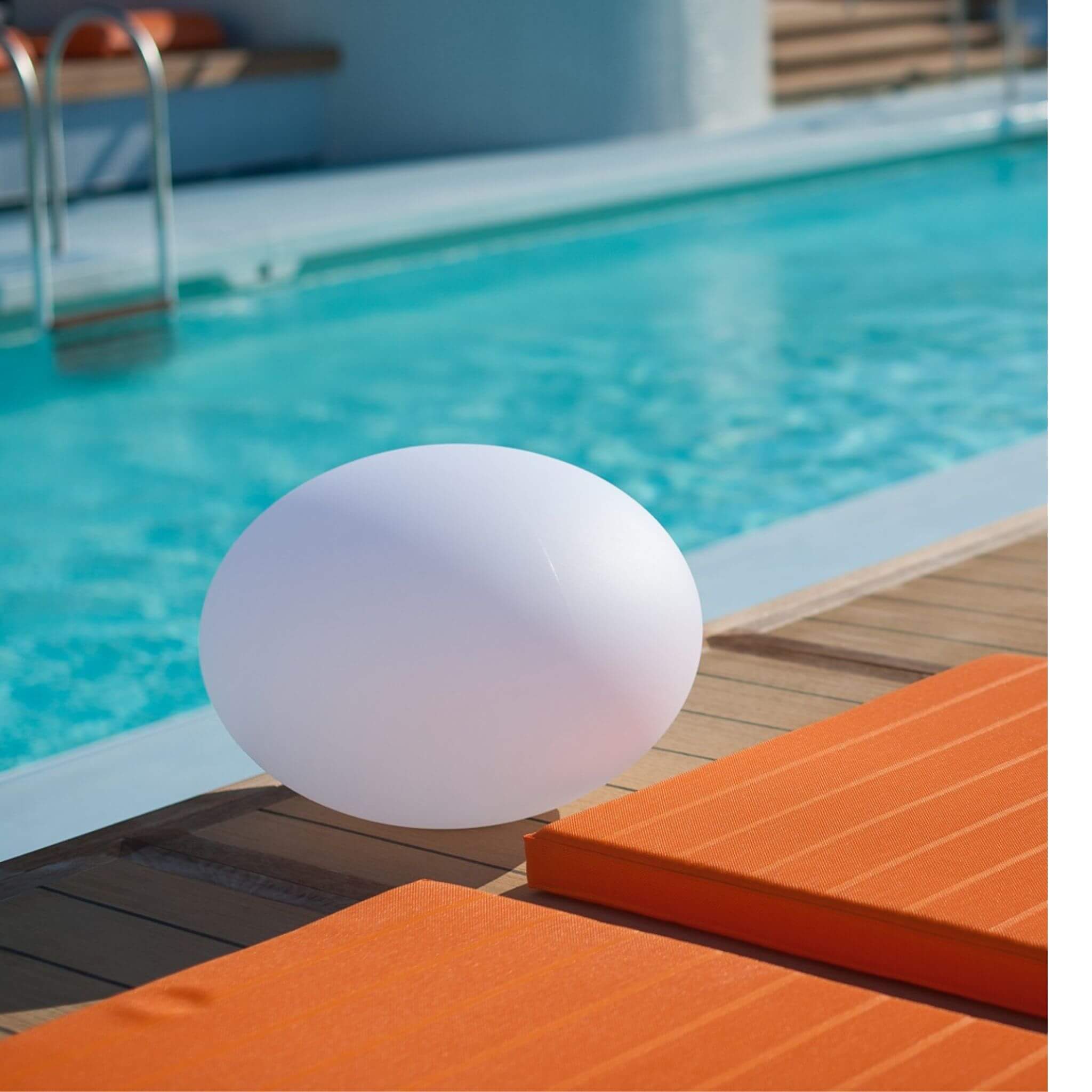 FLATBALL Outdoor Leuchte, kabellos schwimmfähig Ø35cm von Smart and Green