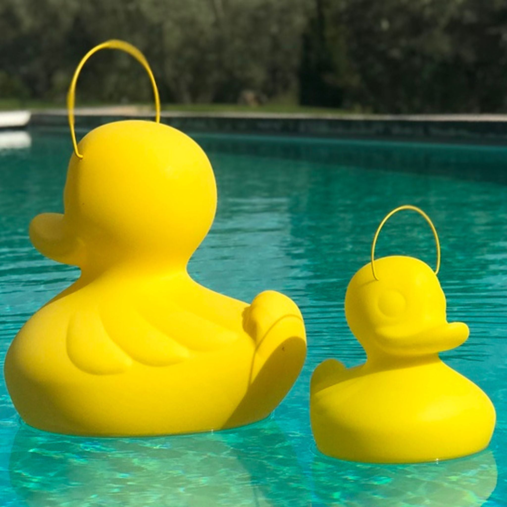 DUCK-DUCK lamp S - Schwimmleuchte 30cm in Gelb von Goodnight light