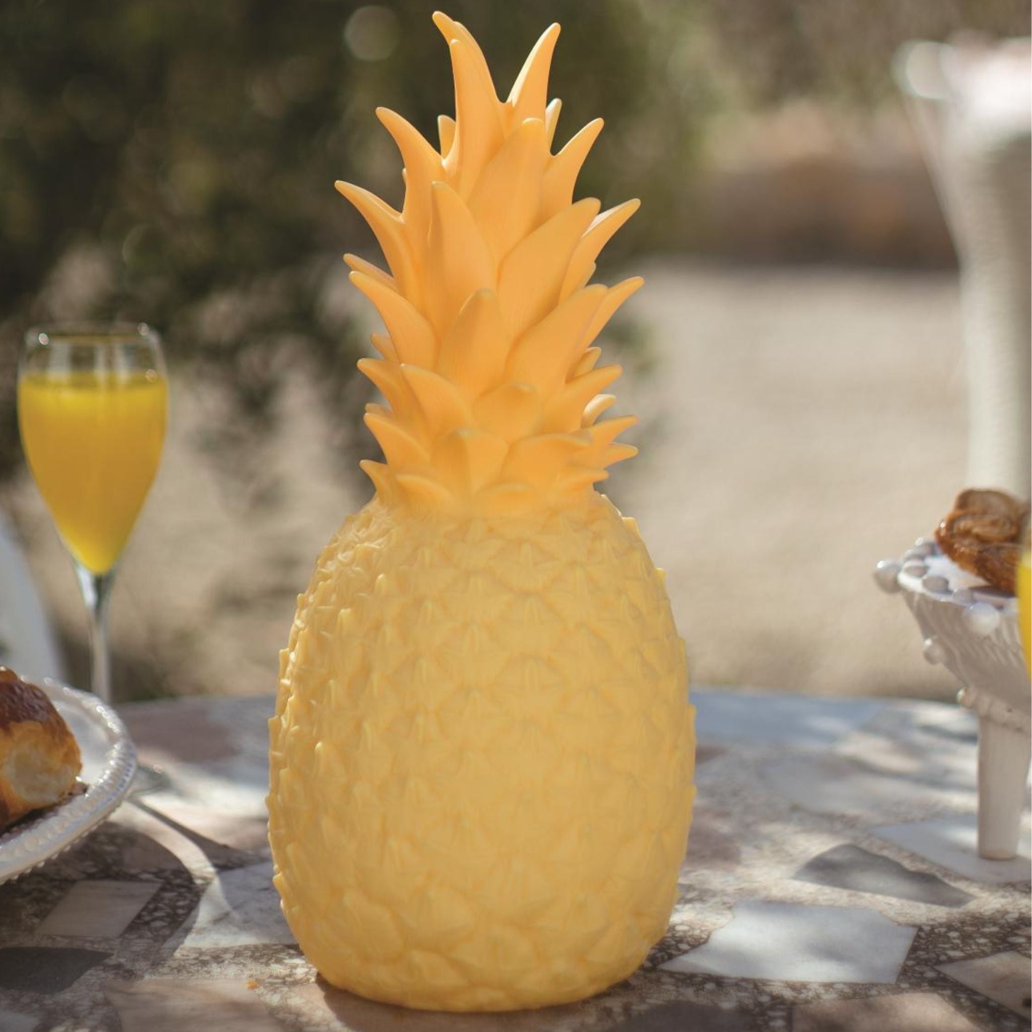 PINACOLADA lamp, Akku-LED Ananasleuchte in Gelb von Goodnight light